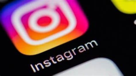 I­n­s­t­a­g­r­a­m­­a­ ­g­ö­r­ü­n­t­ü­l­ü­ ­g­r­u­p­ ­s­o­h­b­e­t­i­ ­ö­z­e­l­l­i­ğ­i­ ­g­e­l­i­y­o­r­